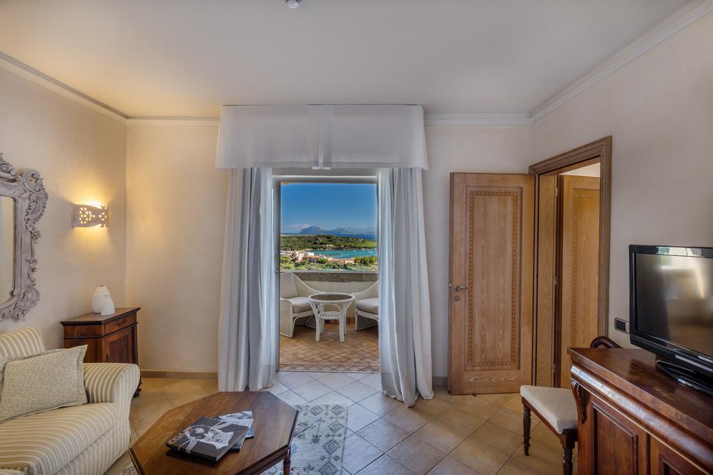 Hotel Petra Bianca Porto Cervo Esterno foto